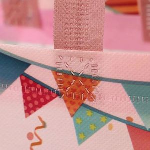 Sac fourre-tout imprimé grande capacité, écologique, pour cadeaux, emballage, sac non tissé, personnalisé, vente en gros - Product Image 4