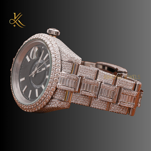 Reloj de diamantes de moissanita elegante y duradero elaborado con calidad superior y brillo lujoso para personas a la moda - Product Image 2