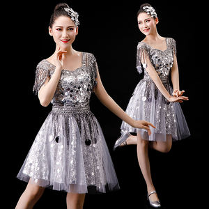 Trajes de baile modernos de Jazz para mujer, falda de tutú cuadrada con flecos de lentejuelas coreanas - Product Image 1