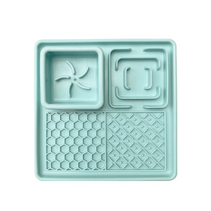 Plaque à lécher pour animaux de compagnie écologique et antidérapante, bol en silicone pour une alimentation lente pour chats et chiens, alimentation plus saine et nettoyage facile - Product Image 6