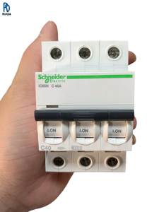 Interruptor de Circuito IC65N, Interruptor de Aire 3P 400V 6000A, Protección Contra Sobrecarga y Cortocircuito, Distribución Eléctrica - Product Image 1