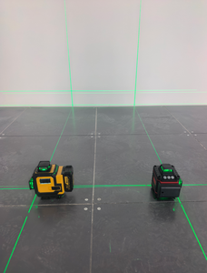 Láser Autonivelante de 360°, Bajo Mantenimiento, Diseño Portátil, Pantalla Extra Grande de Alta Claridad, Solución Todo en Uno, Veinticuatro Líneas - Product Image 2