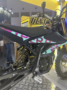 5000W elettrica da corsa Dirt Bike batteria al litio 50.4V 25AH, 55 km/h prestazioni di Motocross - Product Image 3