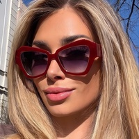 958 Nouvelles Lunettes de Soleil de Luxe pour Femmes, Monture Complète Oeil de Chat, Protection UV400, Tendance, Personnalisées, en PC, Classiques et Universelles