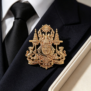 Insignia de Metal Fundido en 3D de la Realidad Nacional de Camboya, Chapada en Oro, Aleación de Zinc, Patrón del Templo del León, Emblema Personalizado para Uniforme - Product Image 1