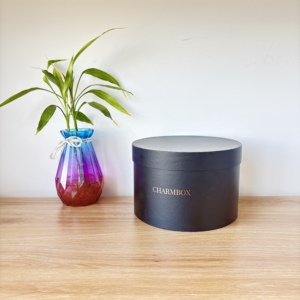 Boîte à fleurs ronde noire de luxe personnalisée en gros, boîte cylindrique pour chapeau avec logo personnalisé pour l'emballage de bouquets de fleuristes - Product Image 3