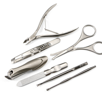 Kit de 7 outils de manucure professionnels de luxe en acier inoxydable avec sac – Trousse de coupe-ongles portable de voyage