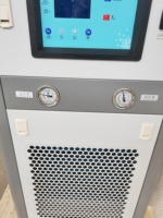 Refroidisseur d'eau industriel refroidi par eau 3HP 5HP 8HP conforme aux normes CE pour l'industrie alimentaire 380V 220V R410A R404A Garantie de 3 ans
