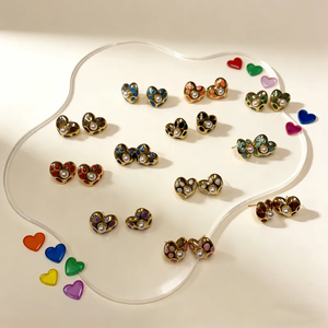 Boucles d'oreilles hypoallergéniques en forme de cœur en perle plaquées or 18 carats de haute qualité en acier inoxydable 304 avec électrodéposition sous vide pour femmes - Product Image 3