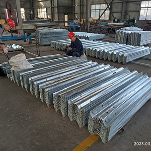 Barrières de sécurité routière en acier galvanisé à chaud, barrières anti-choc <span class=keywords><strong>Armco</strong></span>, barrières de bord de route, fabricant direct - Product Image 4