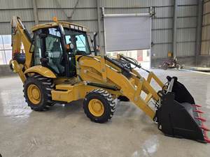 Chargeuse-pelleteuse CAT 420F d'occasion à vendre – CAT 420F IT en excellent état – Puissance élevée – Faible consommation de carburant - Product Image 3