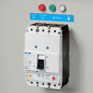 Disjoncteur à boîtier moulé (MCCB) tripolaire à déclenchement thermique/magnétique réglable, haute capacité de coupure, protection contre les surcharges/courts-circuits - Product Image 5