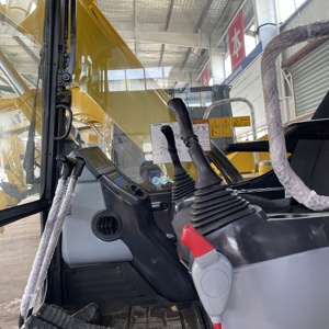 Escavatore Usato <span class=keywords><strong>KOMATSU</strong></span> <span class=keywords><strong>PC70</strong></span> a Basso Consumo di Carburante per Miglioramenti Agricoli Affidabili, Scavo di Stagni e Lavori di Demolizione su Piccola Scala - Product Image 3