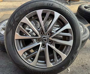 Rin Original <span class=keywords><strong>de</strong></span> 17 Pulgadas Desmontado <span class=keywords><strong>de</strong></span> Auto, Sin Daños, Usado, Genuino, con Neumático Original para Lexus ES200 ES300 Camry 2025 - Product Image 4