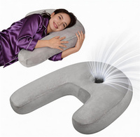Oreiller en forme de J avec housse tricotée respirante, anti-rides, pour un sommeil réparateur et un soutien de la tête pour les dormeurs latéraux