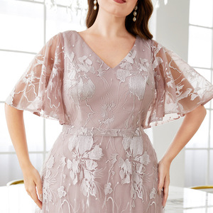 Abito <span class=keywords><strong>da</strong></span> <span class=keywords><strong>sera</strong></span> <span class=keywords><strong>taglie</strong></span> forti con scollo a V ricamato in pizzo con maniche svasate grande Swing a maniche corte abito <span class=keywords><strong>da</strong></span> <span class=keywords><strong>sera</strong></span> abito <span class=keywords><strong>da</strong></span> <span class=keywords><strong>sera</strong></span> - Product Image 3