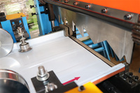 Machine à poinçonner pour panneaux de couture sur pied, appareil portable bon marché pour le vente