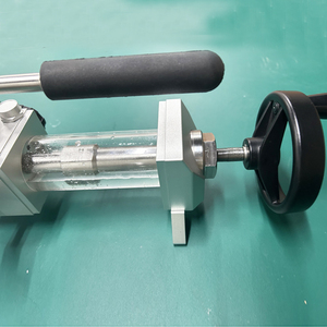 Calibrador de Transductores Hidráulicos HSIN615, Bomba Manual de Alta Calibración para Laboratorio e Industria, Agua y Aceite, 0.95-40/70MPa, HSIN615 Calib - Product Image 2
