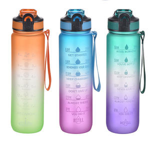 Botella de agua para deportes al aire libre plástico Tritan de 32oz 1000ml con marcador de tiempo - Product Image 1