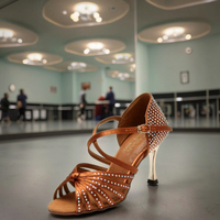 Chaussures de danse latine classiques pour femmes, avec strass, paire supérieure, offre spéciale, S-125