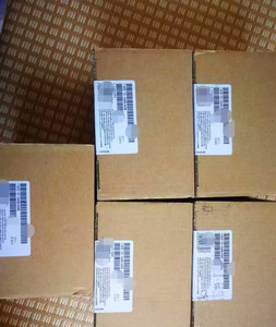 ยี่ห้อใหม่ ET200S 6es7 151 6ES7151-1AB05-0AB0 6ES7151-1BA02-0AB0 6ES7151-1AA06-0AB0 โมดูลอินเทอร์เฟซ IM 151-1 - Product Image 3