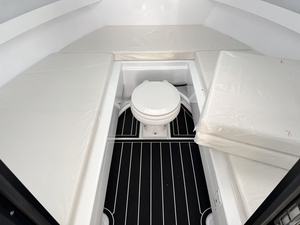 Barco Sea King de 7.5m (25 pies) a Precio de Fábrica, Embarcación Deportiva de Pesca de Alta Velocidad de Aluminio Marino con Cabina Azul Profisher para Uso Familiar - Product Image 5