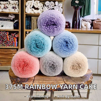 375m fil mélangé de laine teint en arc-en-ciel 80% acrylique 20% fil à gâteau en nylon pour l'artisanat et le tricot solide et durable