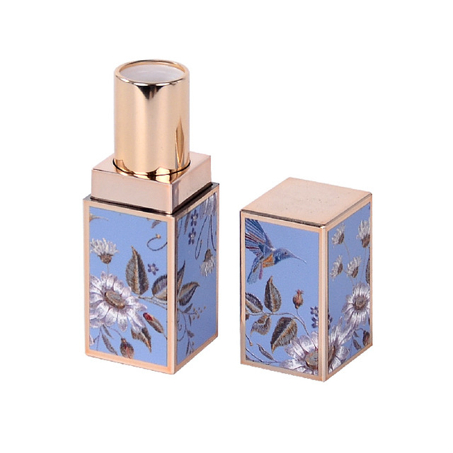 Private Label Pcr Plastic Cosmetic Container Tube Biodegradable Lipstick Packaging
