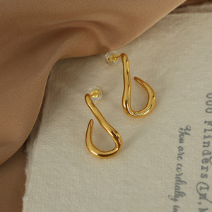 <b>Titanium</b> Steel Irregular <b>Stud</b> Earrings Gold U Shaped Geometric Fashionable European American Style - Product Image 2