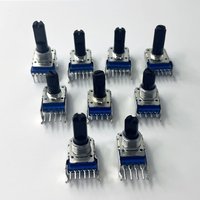 Potentiomètre vertical OEM d'usine 11 mm, axe isolé, 4 broches, linéaire rotatif A103k B103k, potentiomètre à vis