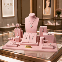 Support de présentation de bijoux professionnel FORTE de luxe en microfibre rose personnalisé pour colliers, boucles d'oreilles et bagues, pour comptoir et vitrine