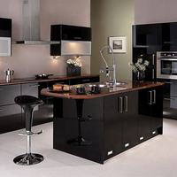 Meubles de cuisine noirs brillants Vermonhouzz, ensemble d'armoires modulaires avec îlot incurvé pour projets d'aménagement intérieur d'appartements type loft