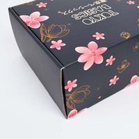 Caja de Envío Corrugada Negra con Diseño Floral de Sakura y Logotipo Personalizado, Impresión a Todo Color con Mensaje de Agradecimiento en el Interior, Caja de Embalaje para Regalos Personalizada