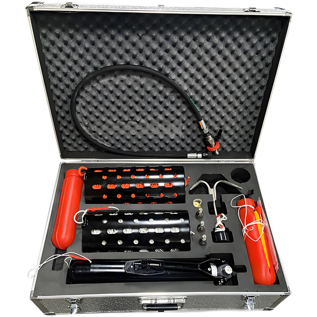 Professional Water Rescue Equipment Prompt Delivery Metal Rope Thrower Customization
