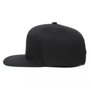 Casquette Snapback Homme Premium 6 Panneaux Structurée à Profil Élevé avec Logo Brodé 3D 100% Acrylique et Visière Verte - Product Image 4