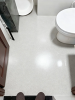 Nouvelles tendances Peinture époxy à base de sable coloré Revêtement liquide Auto-nivelant Effet marbre Résistant à la corrosion Peinture industrielle pour sols