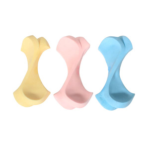 Jouet à mâcher pour chien en TPR, os en forme d'éventail rose, bleu, jaune pour chiots, jouet pour le nettoyage des dents - Product Image 3