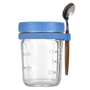 Tarro contenedor de vidrio de boca ancha transparente de 350ml con cuchara para desayuno avena para uso en la cocina - Product Image 1