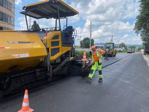 <span class=keywords><strong>Pavé</strong></span> d'asphalte chinois <span class=keywords><strong>à</strong></span> bas prix abordable RP705, épaisseur <span class=keywords><strong>de</strong></span> pavage <span class=keywords><strong>de</strong></span> 300 mm, <span class=keywords><strong>à</strong></span> <span class=keywords><strong>vendre</strong></span> - Product Image 4