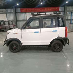 Vehículo Eléctrico Mini Personalizado NE China para Adultos, Color Personalizable, 5 Plazas, Motor de 1500W, Coche de Nueva Energía con Autonomía de <100km en Venta - Product Image 3