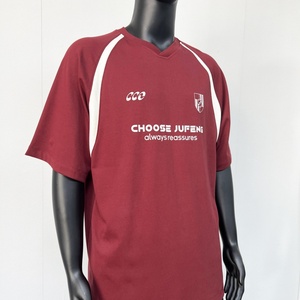 เสื้อฟุตบอลผู้ชายแบบกำหนดเอง เป็นมิตรกับสิ่งแวดล้อม เทคโนโลยีสมาร์ท แห้งเร็ว ผ้าฝ้าย สำหรับกีฬาฤดูร้อน - Product Image 5