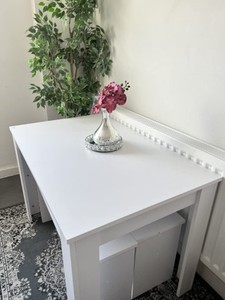 Stile moderno <span class=keywords><strong>tavolo</strong></span> <span class=keywords><strong>da</strong></span> pranzo quadrato <span class=keywords><strong>con</strong></span> 2 panche pannello in legno sala <span class=keywords><strong>da</strong></span> pranzo mobili per piccoli appartamenti e alberghi - Product Image 4