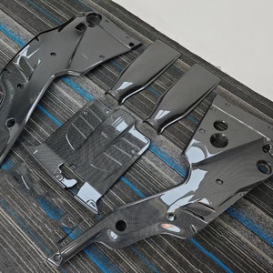 Droge Koolstofvezel Motorkap Lichtgewicht Kit Voor Ferrari F12 Modificatie Upgrade En Hoge Temperatuur Productie - Product Image 5
