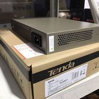 Switch Jaringan Gigabit 16-Port Tenda TEG1016D Fast Ethernet Desktop Rackmount 10/100/1000 Mbps Auto-Negotiation RJ45 POE Switch