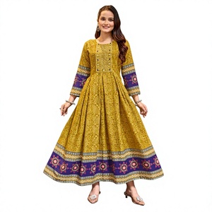 Ensemble Kurta en coton imprimé moutarde pour femmes avec manches brodées, style traditionnel indien pakistanais, coupe ample, vêtements décontractés - Product Image 1
