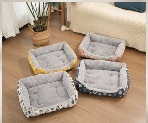 Quadratisches Bedrucktes Haustierbett Weiches Plüschgefüttertes Katzenbett mit Rutschfestem Boden für Katzen & Kleine Hunde - Product Image 3