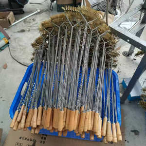 OCA19 Cepillo <span class=keywords><strong>de</strong></span> limpieza <span class=keywords><strong>de</strong></span> alambre <span class=keywords><strong>de</strong></span> cobre <span class=keywords><strong>de</strong></span> doble cabeza en forma <span class=keywords><strong>de</strong></span> L <span class=keywords><strong>de</strong></span> mango largo Parrilla <span class=keywords><strong>de</strong></span> barbacoa Aceite <span class=keywords><strong>de</strong></span> <span class=keywords><strong>barro</strong></span> Herramientas <span class=keywords><strong>de</strong></span> barbacoa <span class=keywords><strong>de</strong></span> <span class=keywords><strong>barro</strong></span> <span class=keywords><strong>de</strong></span> aceite obstinado - Product Image 3