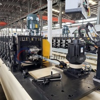 Machine de profilage à froid entièrement automatique pour profilés en acier léger en U avec découpe en vol et commande PLC hydraulique