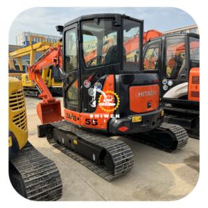 Mini-excavatrice ZX55 d'occasion de haute qualité provenant du Japon avec moteur Hitachi Garantie d'un an Moteur inclus - Product Image 1