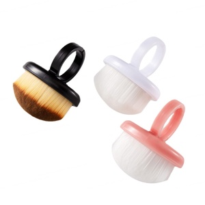 Mini brosse à ongles en forme d'anneau, poils en nylon, multicolores, portable, pour nettoyer la poussière des ongles, brosse à ongles pour salon de manucure - Product Image 1